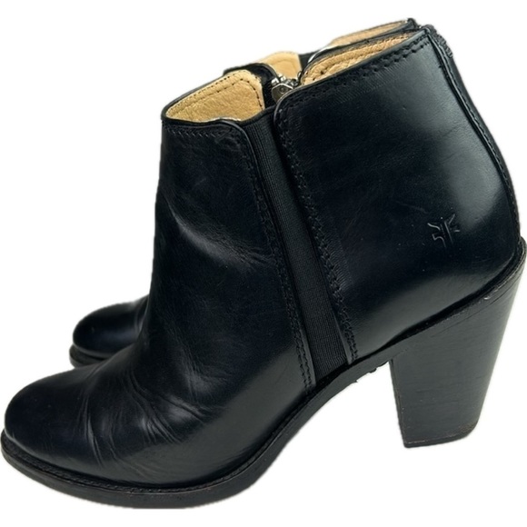 Frye Mustang Gore Women’s Black Leather Ankle Booties Size 8.5B - Picture 1 of 12